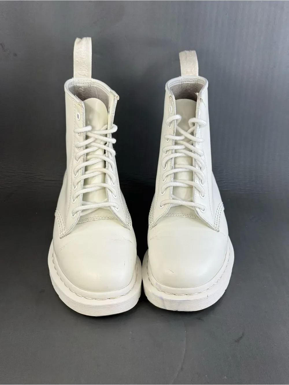Dr. Martens 1460 Mono boot shoes men’s size 7 (women’s size 8.5)